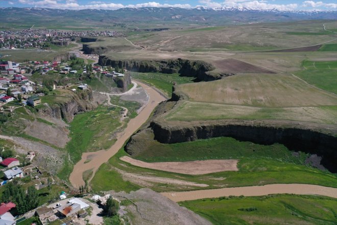 Kanyonu doğa baharda tutkunlarını Murat ağırlıyor AĞRI - 6