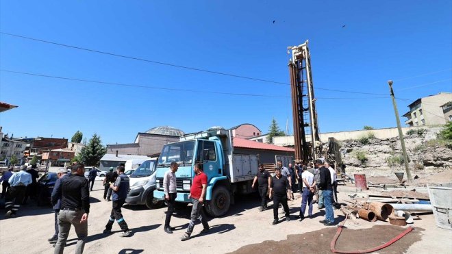 Aziziye'de yeni termal kaynağı için sondaj çalışması başlatıldı