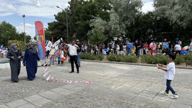 Elazığ'da Jandarma Teşkilatının kuruluş yıl dönümüne özel uçurtma şenliği düzenlendi