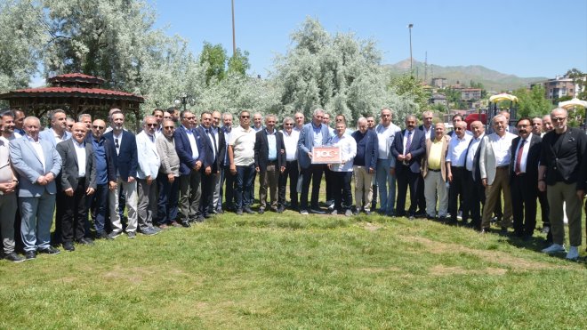 İstanbul Sanayi Odası heyeti Yüksekova'da ziyaretlerde bulundu