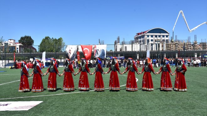 Van ve Muş'ta Yaz Spor Okulları ve Engelsiz Spor Okulları'nın açılışı yapıldı