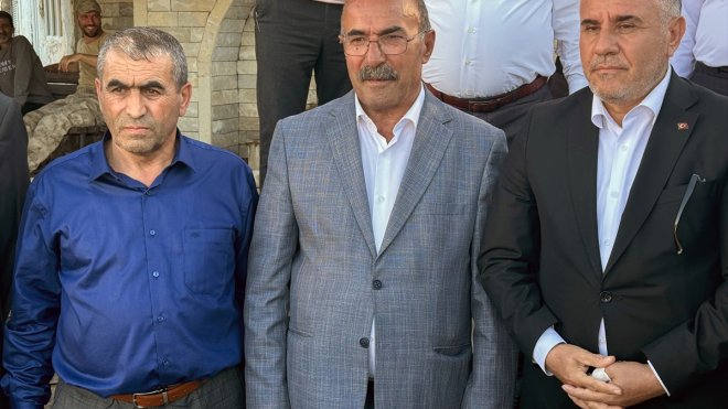 Tunceli'nin Akpazar beldesinde belediye başkanlığını AK Parti'nin adayı kazandı