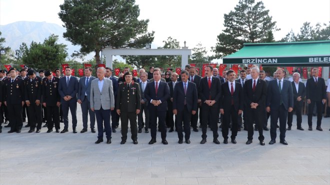 15 Temmuz şehidi Recep Gündüz, Erzincan'daki mezarı başında anıldı