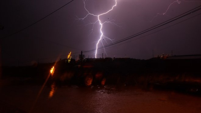 Kars'ta su baskınları, Ağrı'da sel