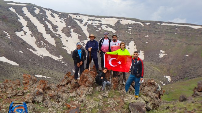 3 bin Ağrı 500 rotası çukurları yeni Dağı