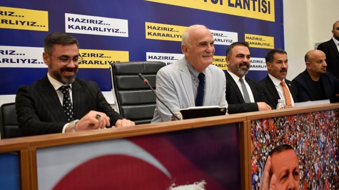 AK Parti Genel Başkan Yardımcısı Yılmaz, Bitlis'te konuştu: