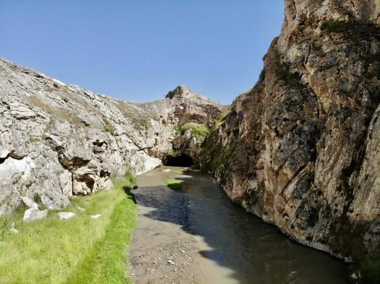 Doğal Kudret Köprüsü manzarasıyla hayran bırakıyor2