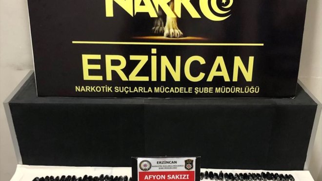 Erzincan'da mide ve bağırsaklarında uyuşturucu bulunan 3 zanlı tutuklandı