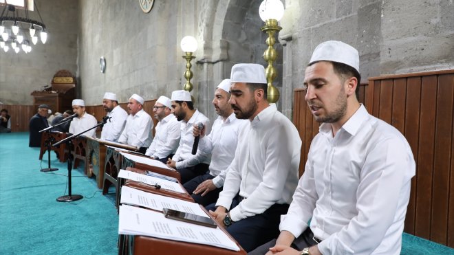 Van, Hakkari ve Bitlis'te 15 Temmuz şehitleri için mevlit okutuldu