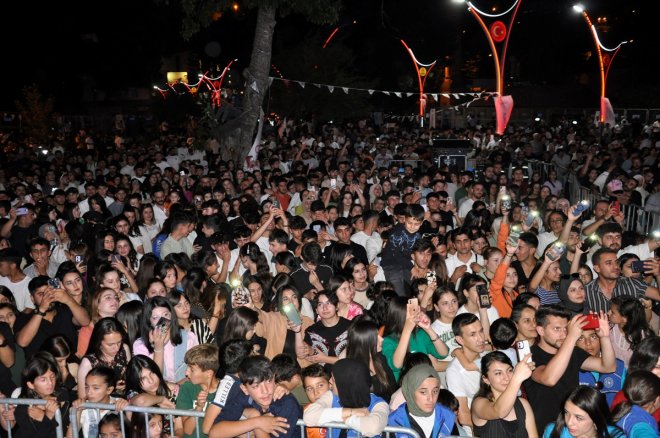 5. Fotosafari Doğa sona konseriyle HAKKARİ Festivali Sporları erdi Kıraç ve - 2