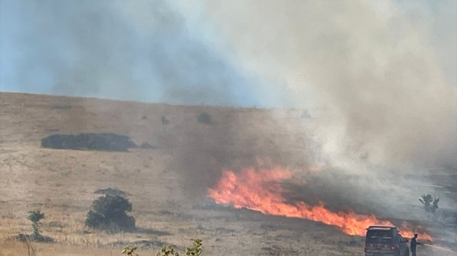 Malatya'da çıkan örtü yangını söndürüldü