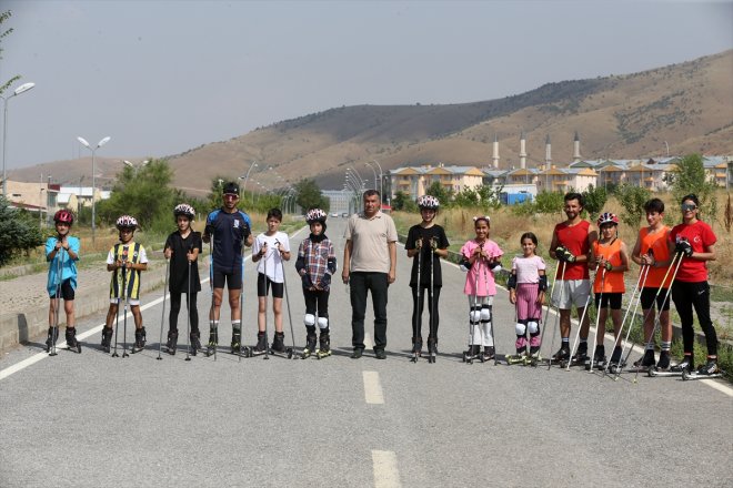 - MUŞ kayakçılara, engel değil yazın sıcağı Muşlu 3