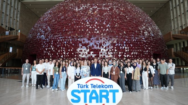 Türk Telekom'un 'START Stajım' programı başladı