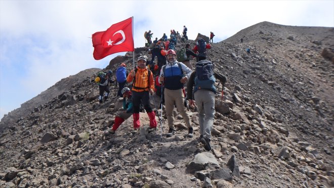 açılan buluştu Turizme Ağrı - Üç Ülke IĞDIR Tek Küçük Dağı