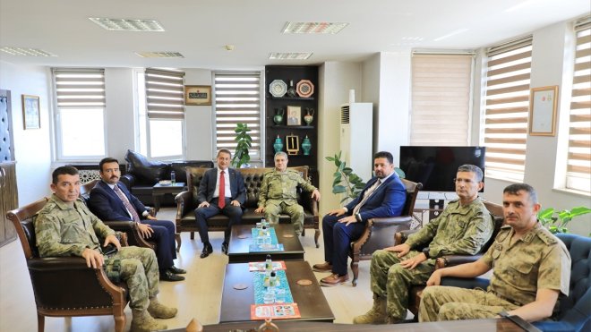 Kara Kuvvetleri Komutanı Orgeneral Bayraktaroğlu, Bitlis'i ziyaret etti