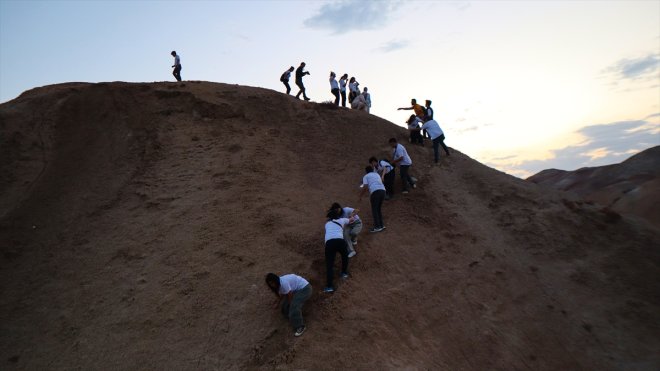 AĞRI/IĞDIR - ve Iğdır bilimsel öğrendi Üniversite geziyle öğrencileri güzelliklerini Ağrı