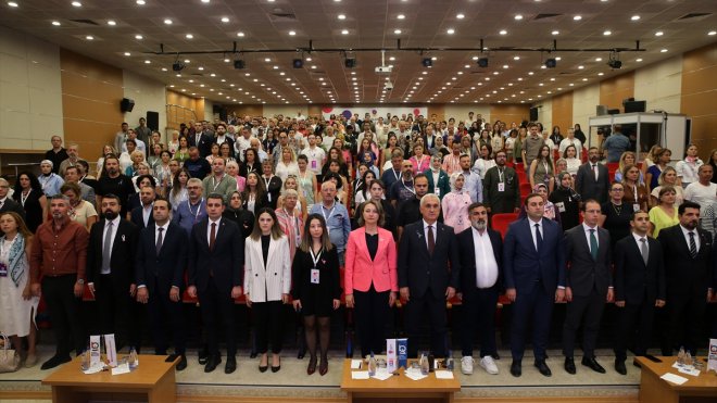 Muş'ta '11. Uluslararası Onkoloji Günleri' etkinliği başladı