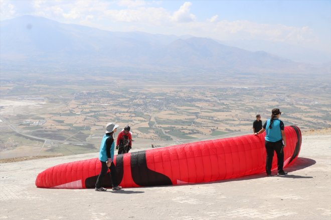 Paramotor kayıt sporcuları altına alınacak 10