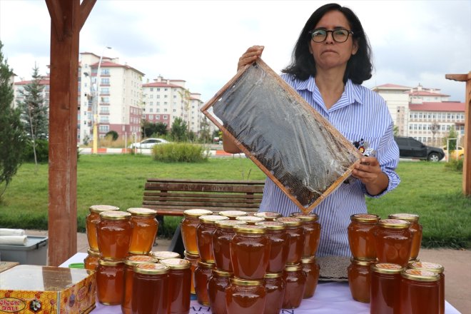 balının tescilli belgeleniyor üniversitenin üretim analizleriyle Ağrı