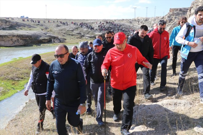 Yüzyılı Türkiye 8 kilometrelik yürüyüşü Murat Kanyonu