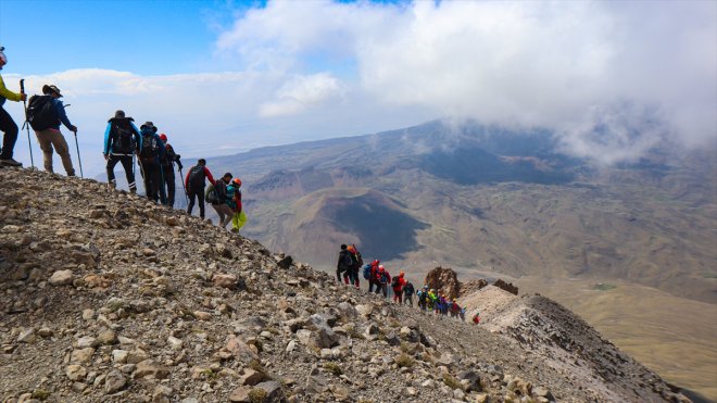 Dağı açılan Ağrı Küçük Turizme dağcıları ağırlıyor 12