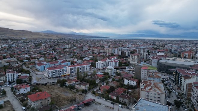 Van'da yaklaşık 8 bin bina depremde yıkılma riski taşıyor