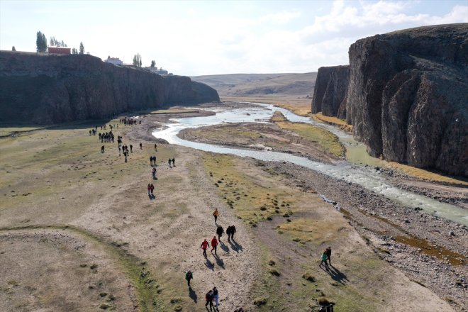 güzellikler sağlandığı tarihi turistlerin rotasında Ağrı