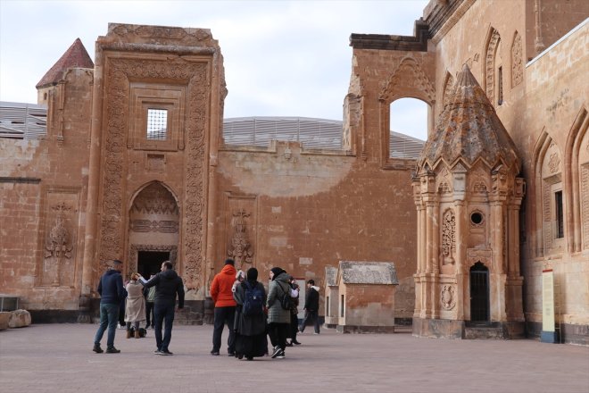 İshak ağırlıyor ebeveynlerini Sarayı tatilde Paşa ara ve çocuklar 4