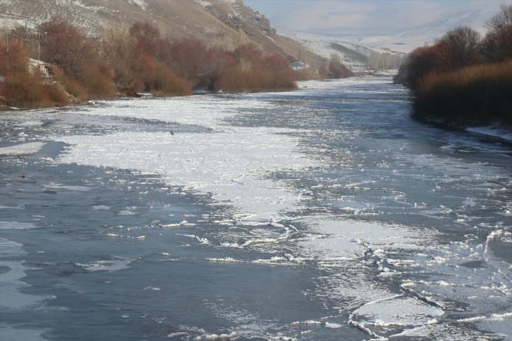 Murat Nehri kaplanan dronla görüntülendi Ağrı