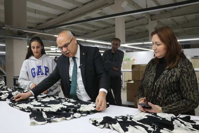 Ağrı'da çoğunluğu kadın 1600 kişi tekstil fabrikalarında istihdam ediliyor