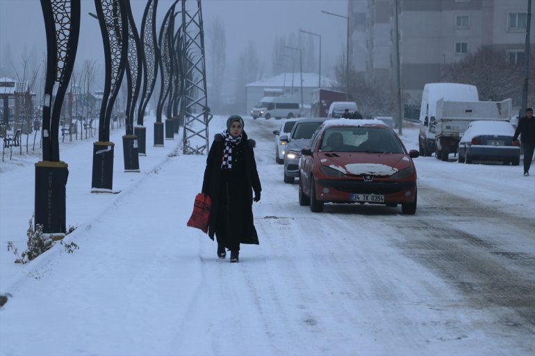 Erzurum, Ağrı, Ardahan ve Kars yeniden beyaza büründü9