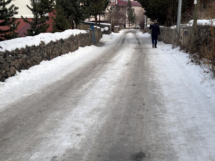 ve Tunceli soğuk sis hava Erzurum, Ardahan