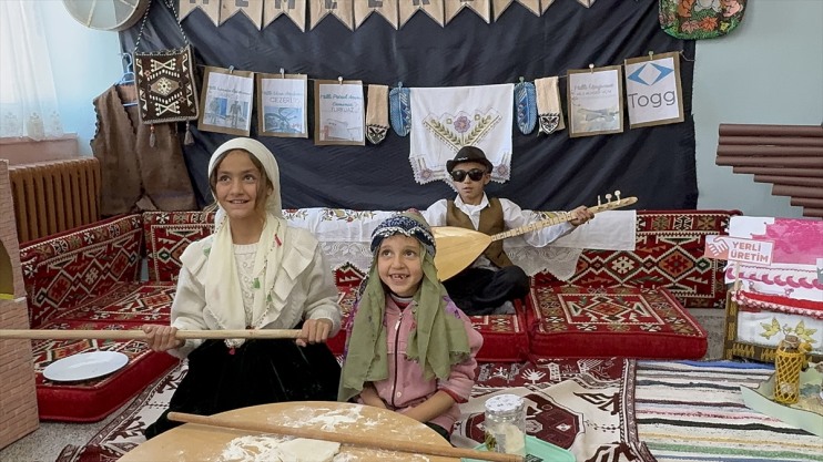 Kars ve Ağrı'nın ilçelerinde "Yerli Malı Haftası" kutlandı