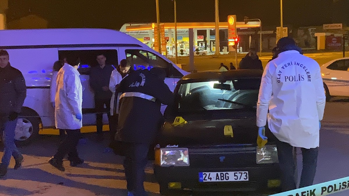 Erzincan'da çıkan kavgada 1 kişi bıçaklanarak öldürüldü