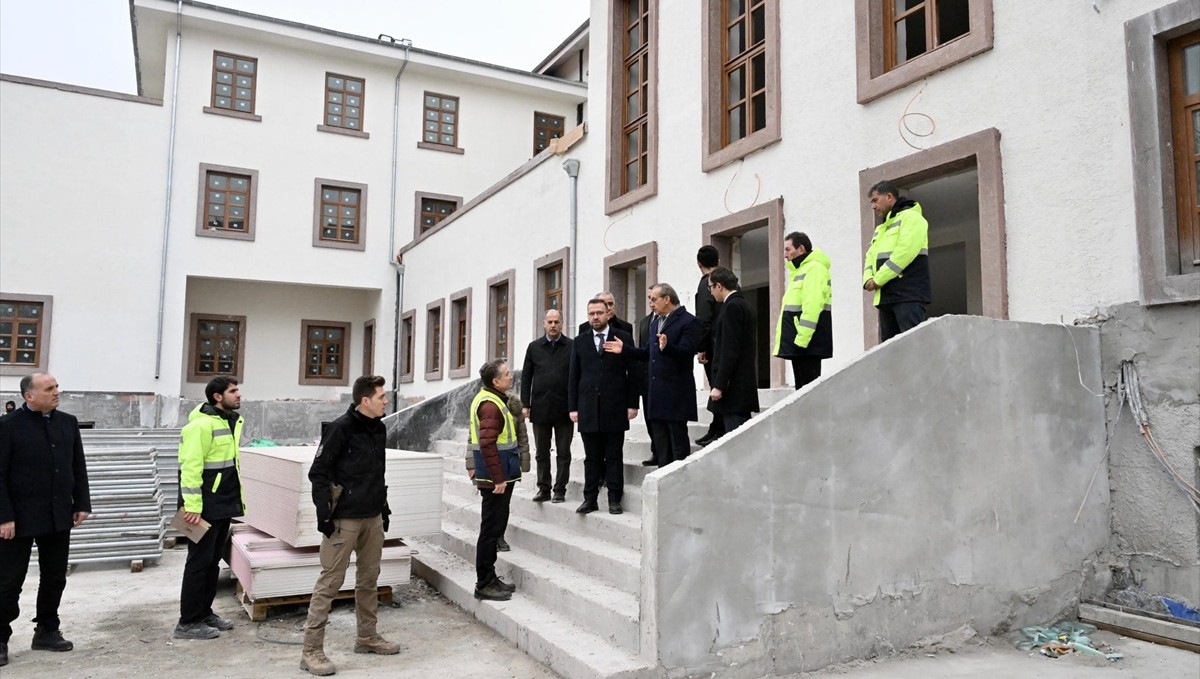 Malatya Valisi Yavuz, Hükümet Konağı inşaatını inceledi