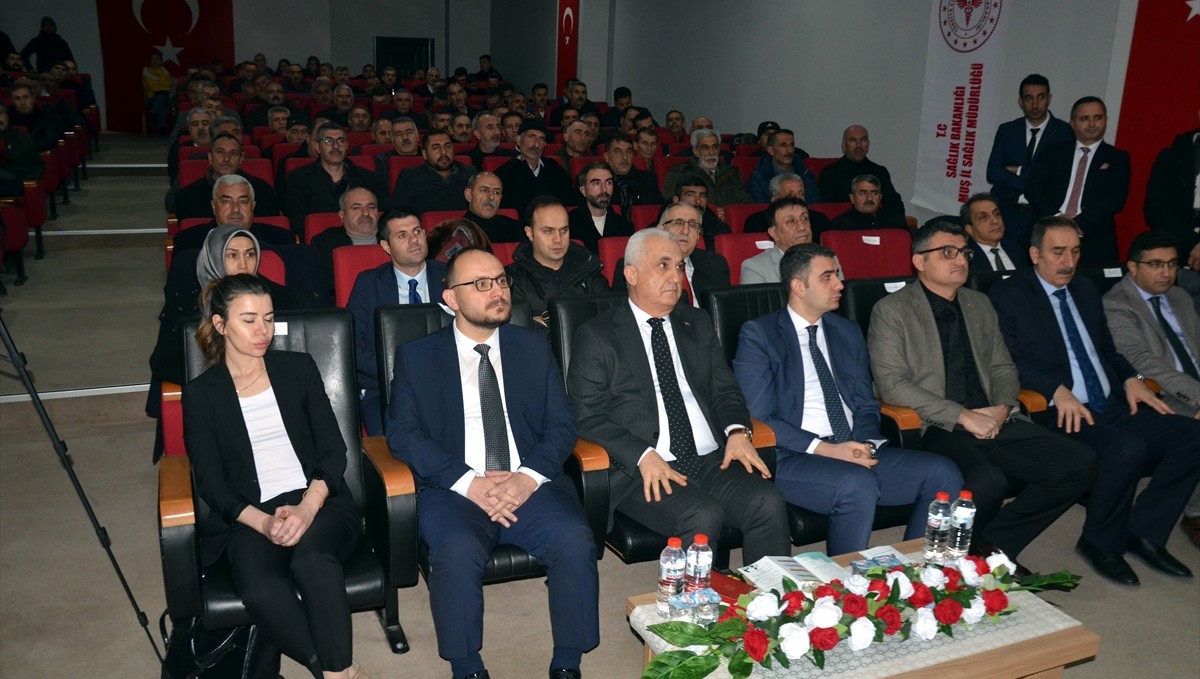 Muş'ta muhtarlara yönelik "uyuşturucuyla mücadele" semineri düzenlendi