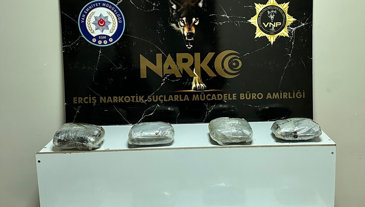 Van'da 8 kilo 750 gram esrar ele geçirildi