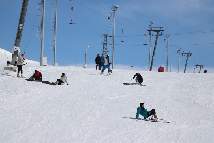 başladı Ağrı