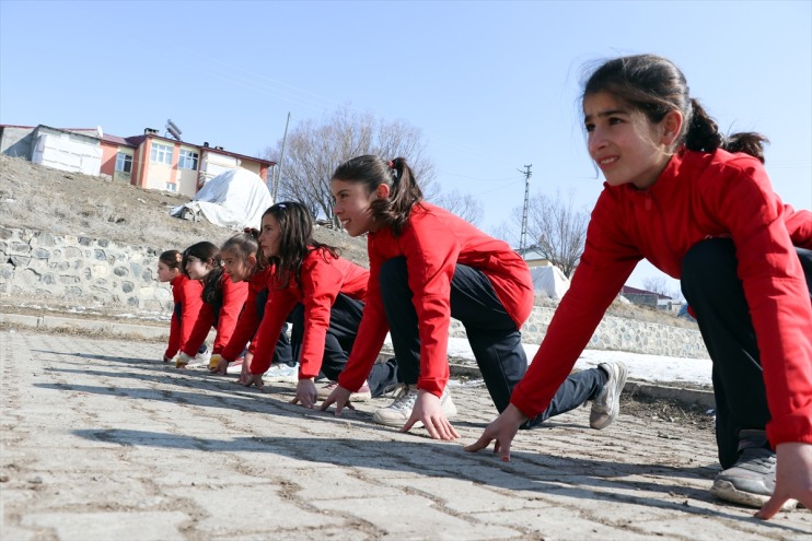 atletlerin dağ olmuyor Ağrı