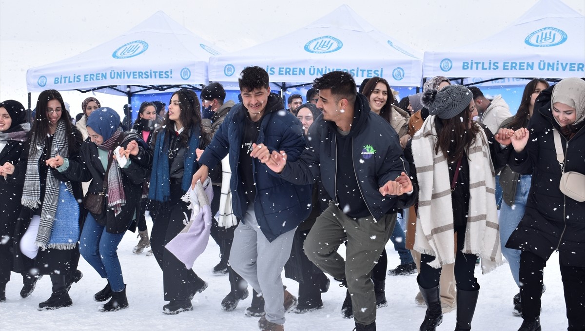 Bitlis'te "4. Kar Festivali" düzenlendi