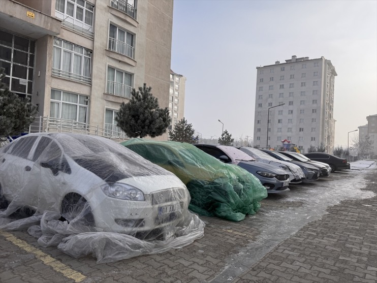 Doğu'da en düşük hava sıcaklığı Erzurum'un Tekman ilçesinde eksi 31 derece olarak ölçüldü