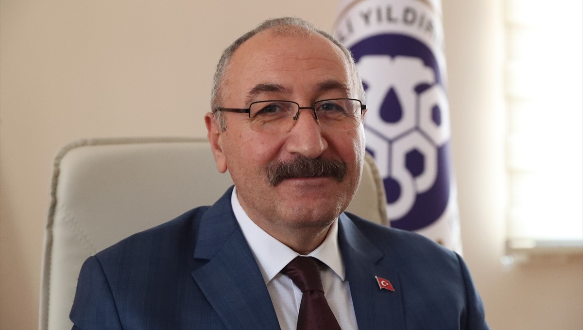 Prof. Dr. Şevket Özden, deprem verilerinin analizinde yapay zekanın önemine dikkati çekti: