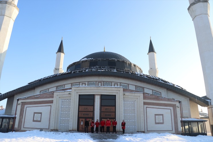 çalışması Kızılay camilerde Ağrı