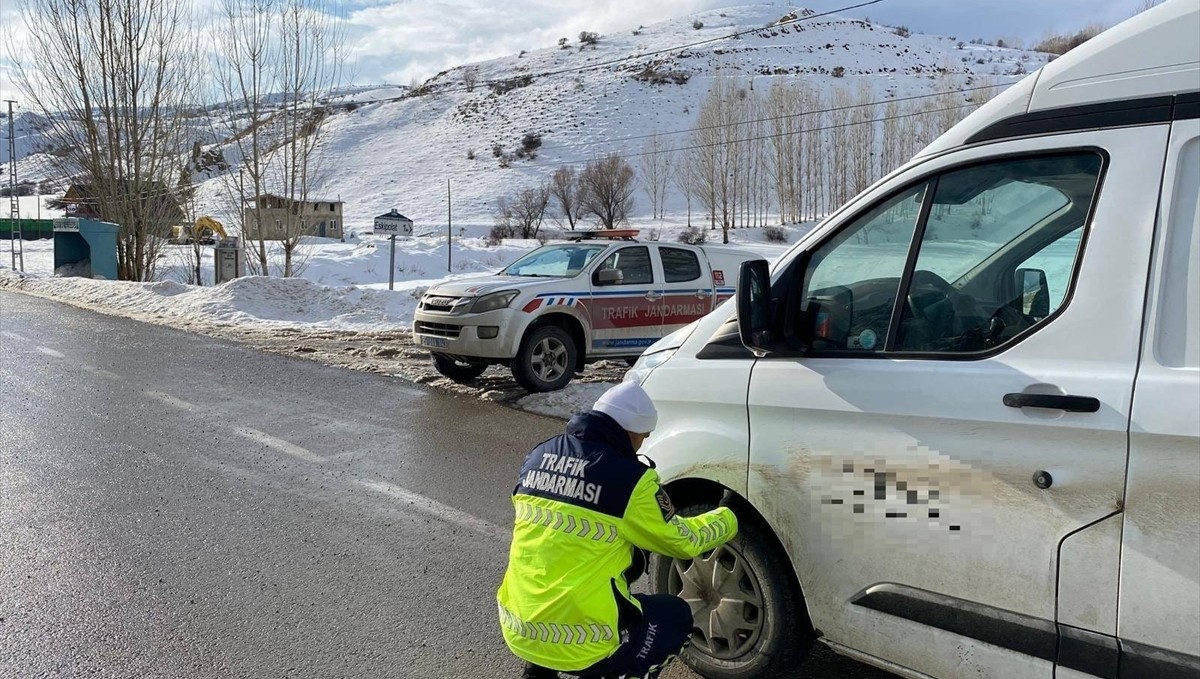 Erzurum'da 106 araç trafikten menedildi