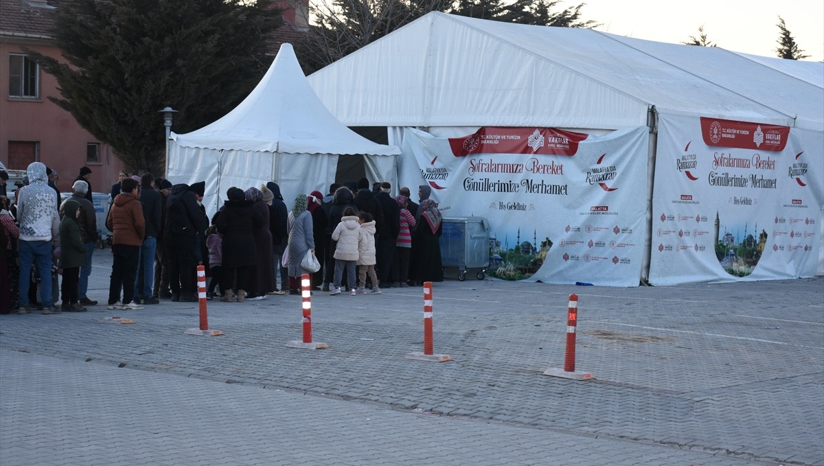 Malatya, Kahramanmaraş, Adıyaman ve Kilis'te ramazan ayının ilk iftarı