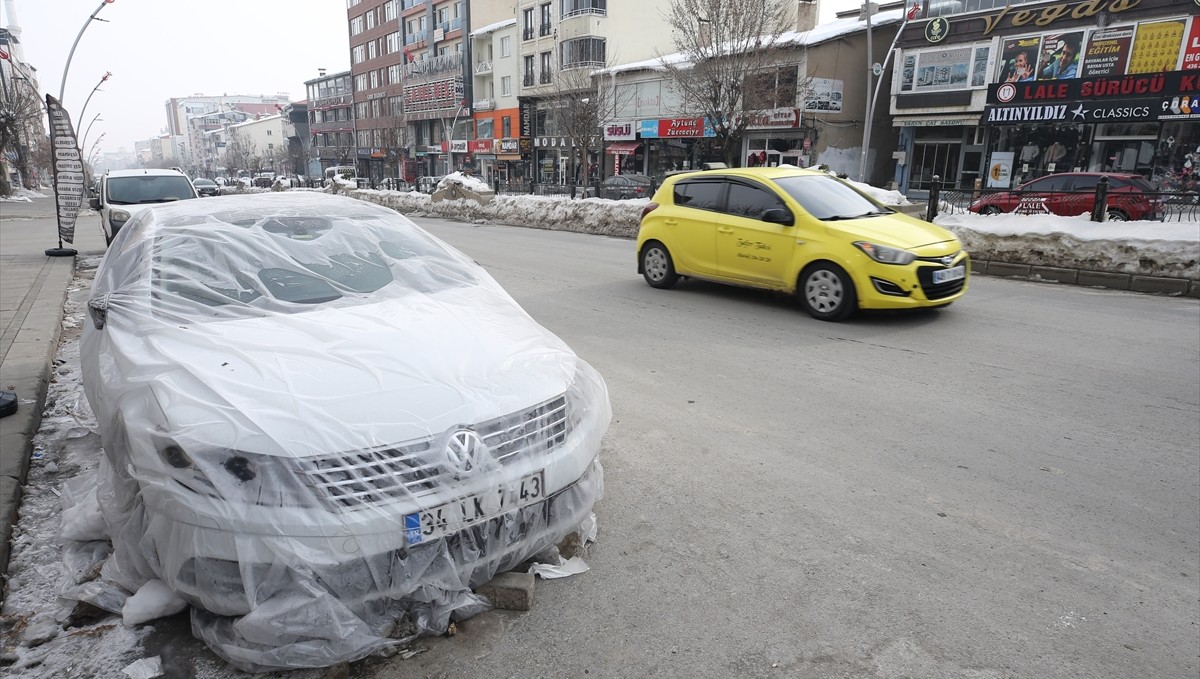 Muş'ta soğuk hava etkisini sürdürüyor